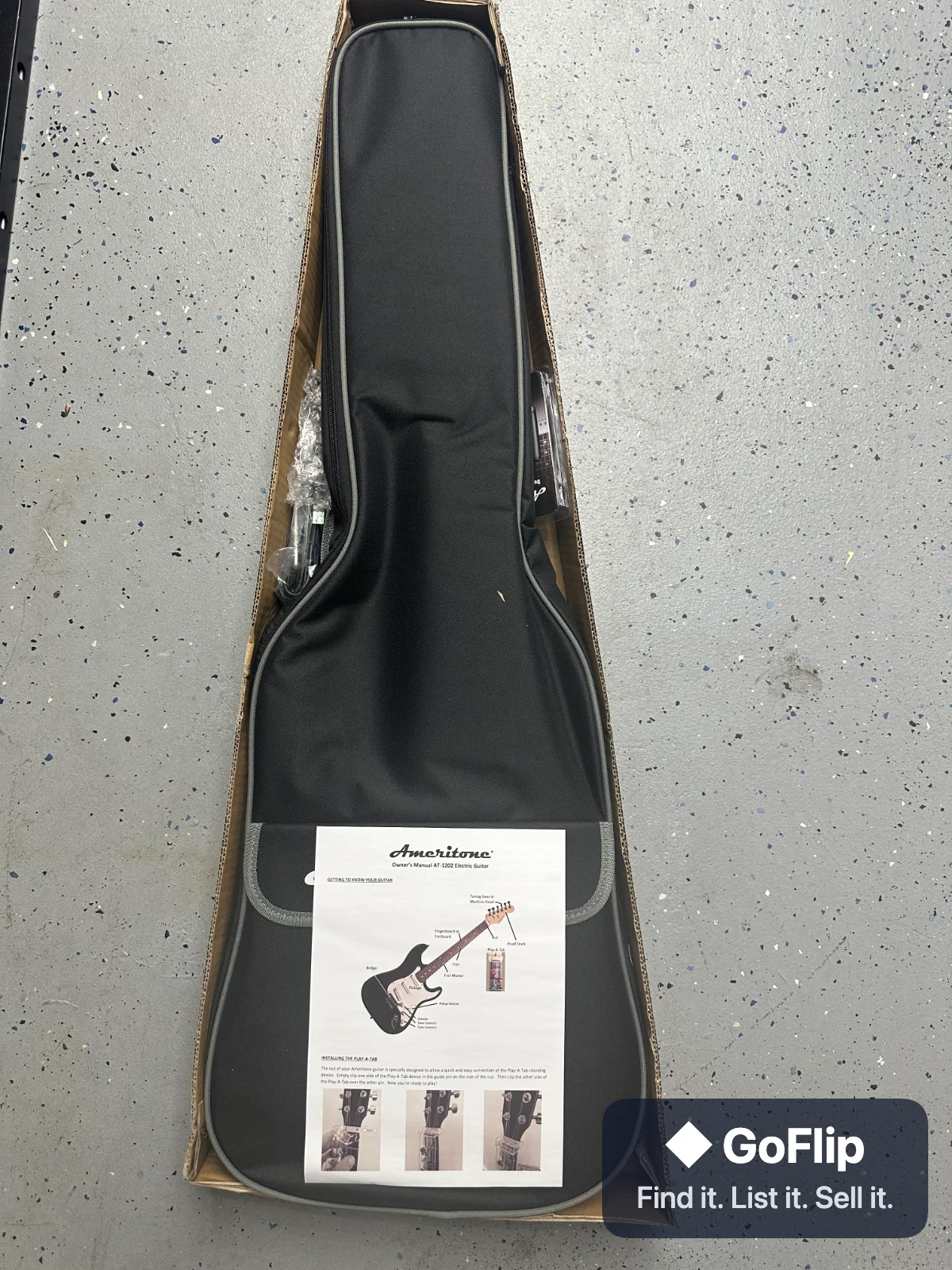Ameritone Play-A-Tab Electric S1 black guitar with bag
